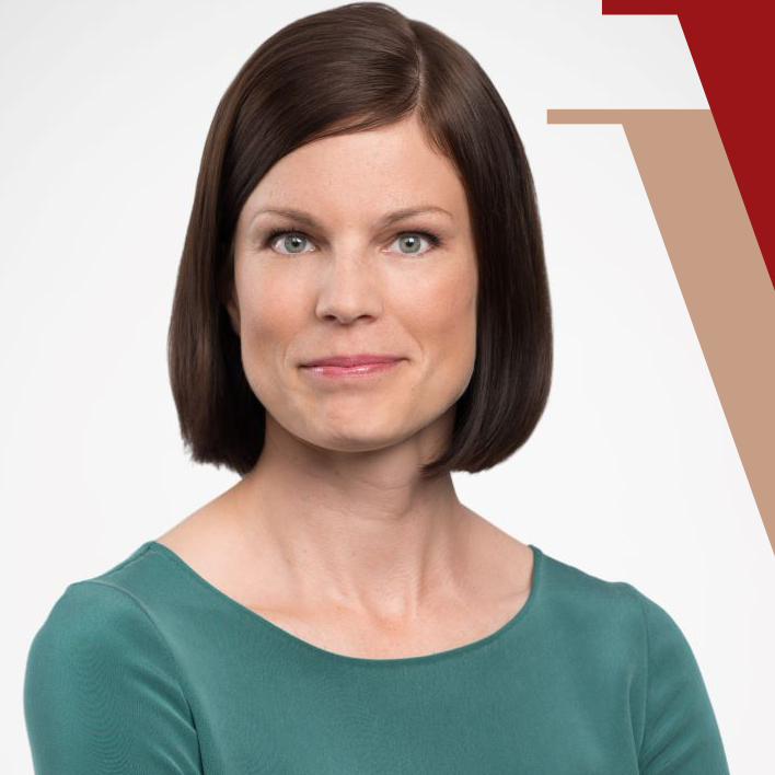 Kasvokuva Sanna Kurrosesta.